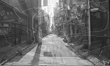 「B. Y. G.」と「名曲喫茶ライオン」が並ぶ通りの風景